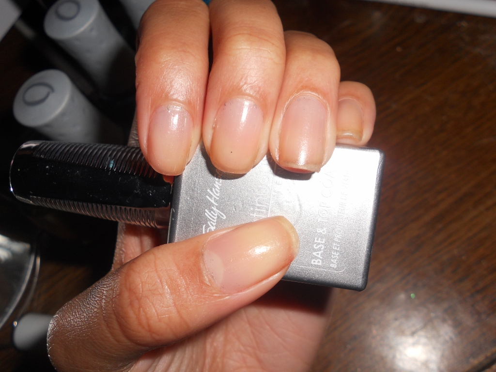 Clear nail polish - wide 7
